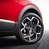 Die 17 Zoll Reifen passen gut zum Crossland