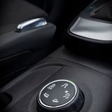 Techniktransfer einmal andersherum: Der Opel Crossland hat "Intelligrip", eine Erweiterung des ESP, das bei PSA unter dem Namen