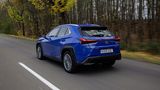Der kompakte E-Crossover ist komfortabel abgestimmt
