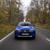 Bei schnellen Zwischenspurts suchen die Vorderräder kurz nach Traktion