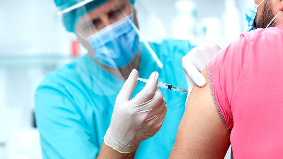 Kampf gegen Covid-19: Biontech, Moderna, AstraZeneca: Was wir über die Corona-Impfstoffe wissen
