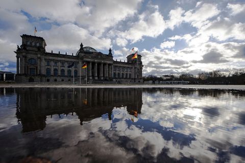 Bundestag muss Bundeshaushalt 2021 noch beschließen