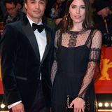 Auch auf der Berlinale ist Traue gern gesehener Gast: Mit ihrem Kollegen Nikolai Kinski besuchte sie 2019 die Eröffnung der Filmfestspiele und stellte sich dem Blitzlichtgewitter auf dem roten Teppich. Antje Traue ist mittlerweile in der Filmwelt angekommen und aus Film und Fernsehen nicht mehr wegzudenken.