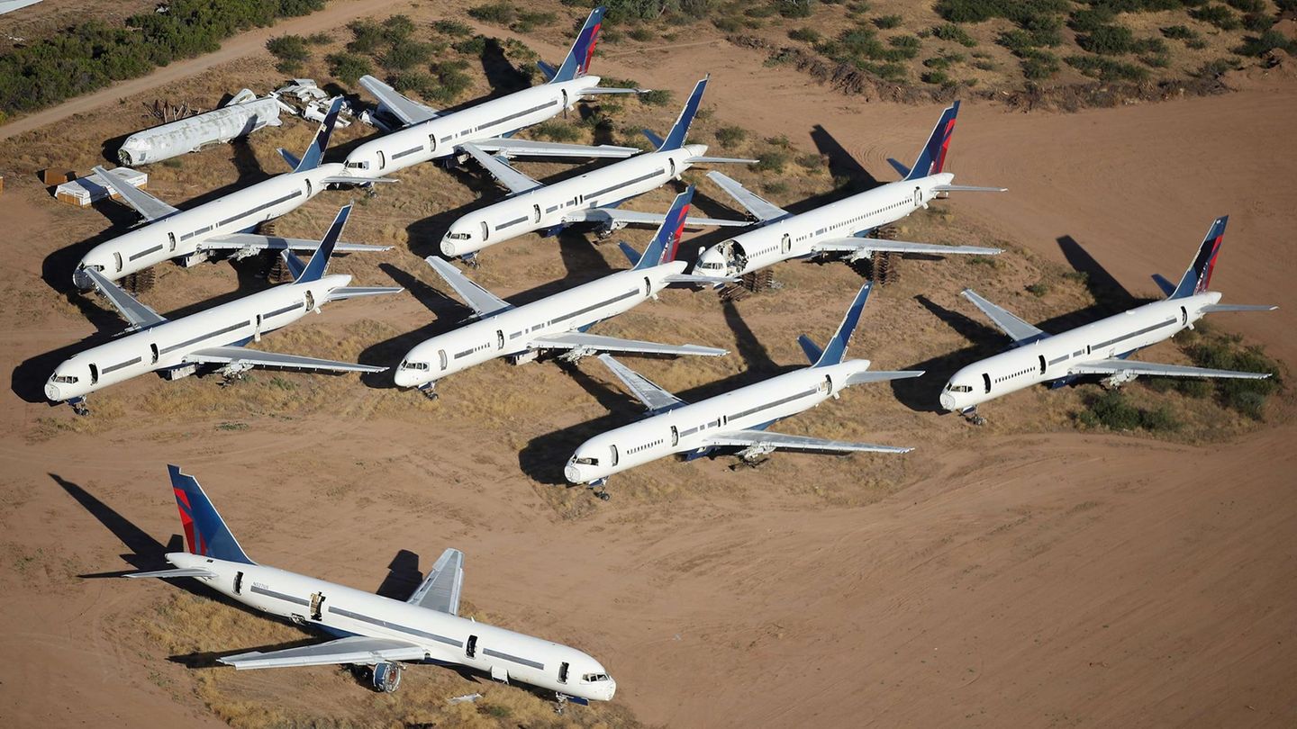 Der Pinal Airpark liegt nordwestlich von Tucson am Marana Army Airfield, das im Zweiten Weltkrieg entstand. Hier werden Flugzeuge wie mehrere Exemplare der Boeing 757 von Delta Air Lines nicht nur ausgeschlachtet und recycelt, sondern…