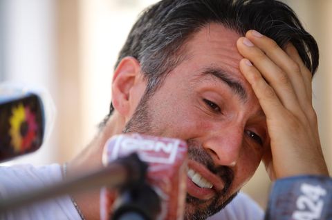 Leopoldo Luque, ehemaliger Leibarzt von Diego Maradona, gab unter Tränen ein Pressestatement ab