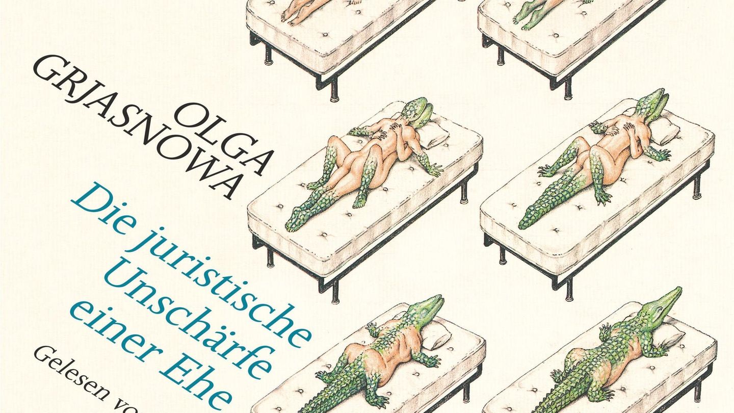 Die juristische Unschärfe einer Ehe  Autorin: Olga Grjasnowa  Sprecherin: Wiebke Puls  Spieldauer: 5 Std. und 7 Min.  Leylas Leben ist das Tanzen. Doch nach einem Unfall ist ihre Karriere am Moskauer Bolschoi-Theater beendet. Altay ist ein schwuler Psychiater, dessen große Liebe sich umgebracht hat. Traumatisiert lässt er keinen Mann mehr an sich heran. Leyla und Altay führen eine Scheinehe, um ihre Familien ruhigzustellen. Gemeinsam beschließen sie in ihren Leben den Reset-Knopf zu drücken und in Berlin von vorne anfangen. Dort angekommen, tritt Jonoun in ihr Leben. Jonoun verliebt sich Leyla und bringt das Beziehungsgeflecht der Dreier-Konstellation gehörig durcheinander.  "Die juristische Unschärfe einer Ehe" ist eine rasante, komische und zugleich tragische Road-Novel.