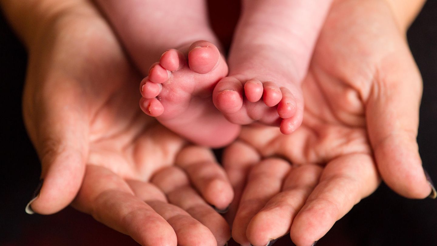 Embryo wurde vor 28 Jahren eingefroren und nun endlich geboren.