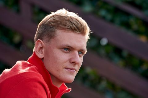 Mick Schumacher mit ernstem Blick im September 2020 in der Ferrari-Nachwuchs-Akademie in Maranello