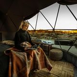 Island: Reykjavik Domes    Nur 10 Autominuten von der Innenstadt von Reykjavík entfernt: Die Domes sind ganzjährig geöffnet, im Winter sorgt ein Heizlüfter zusätzlich für Wärme.  Infos: www.reykjavikdomes.com