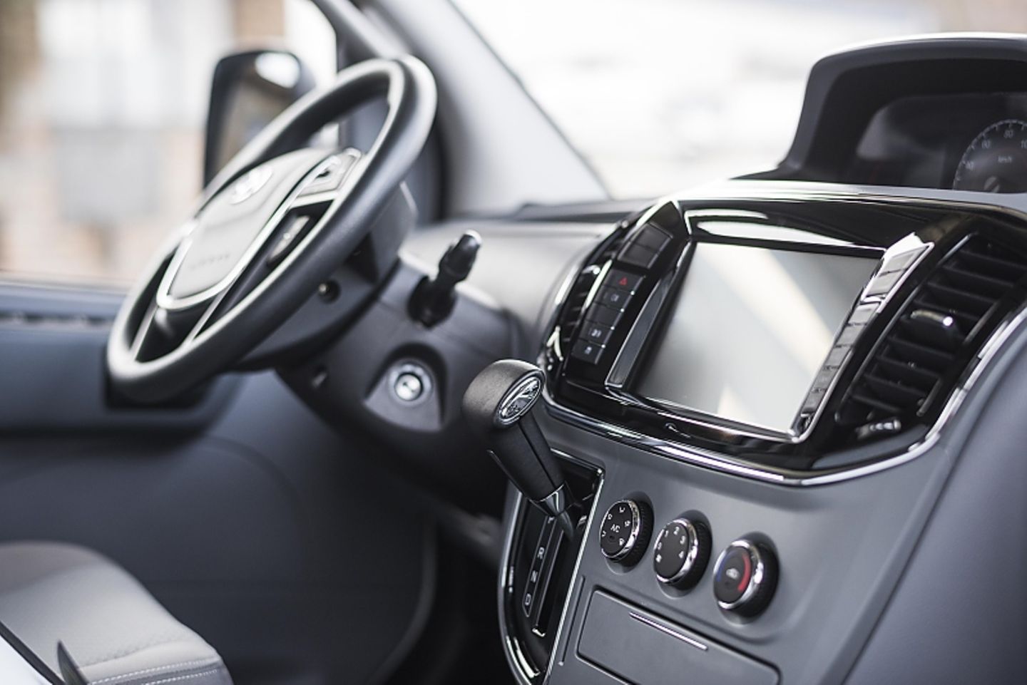 Maxus EV 80