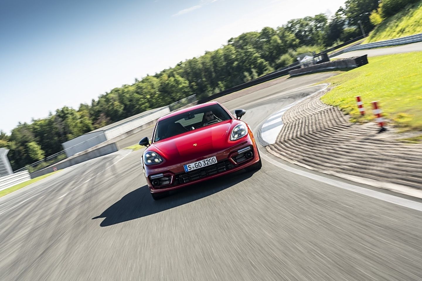 Porsche Panamera GTS 2021