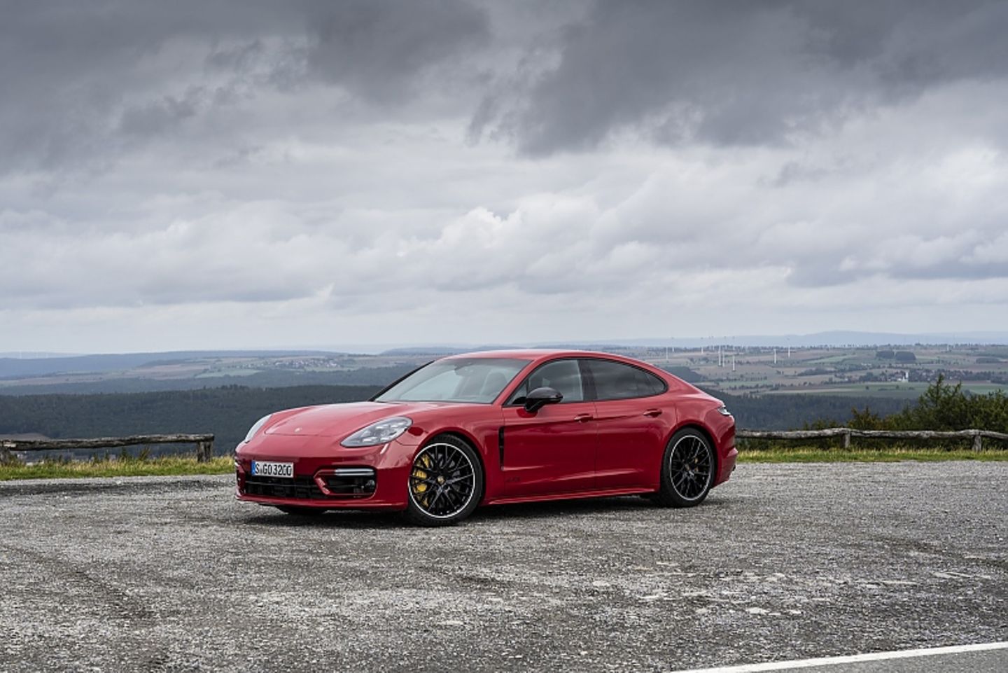 Porsche Panamera GTS 2021