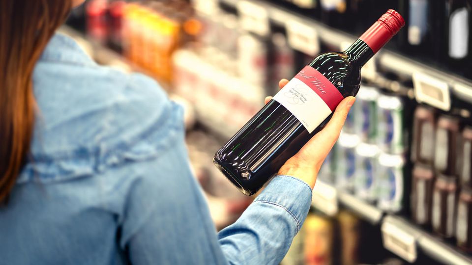 Gute Tropfen finden: Woran man guten Wein erkennt und wo man ihn kauft: Ein Ratgeber für Einsteiger
