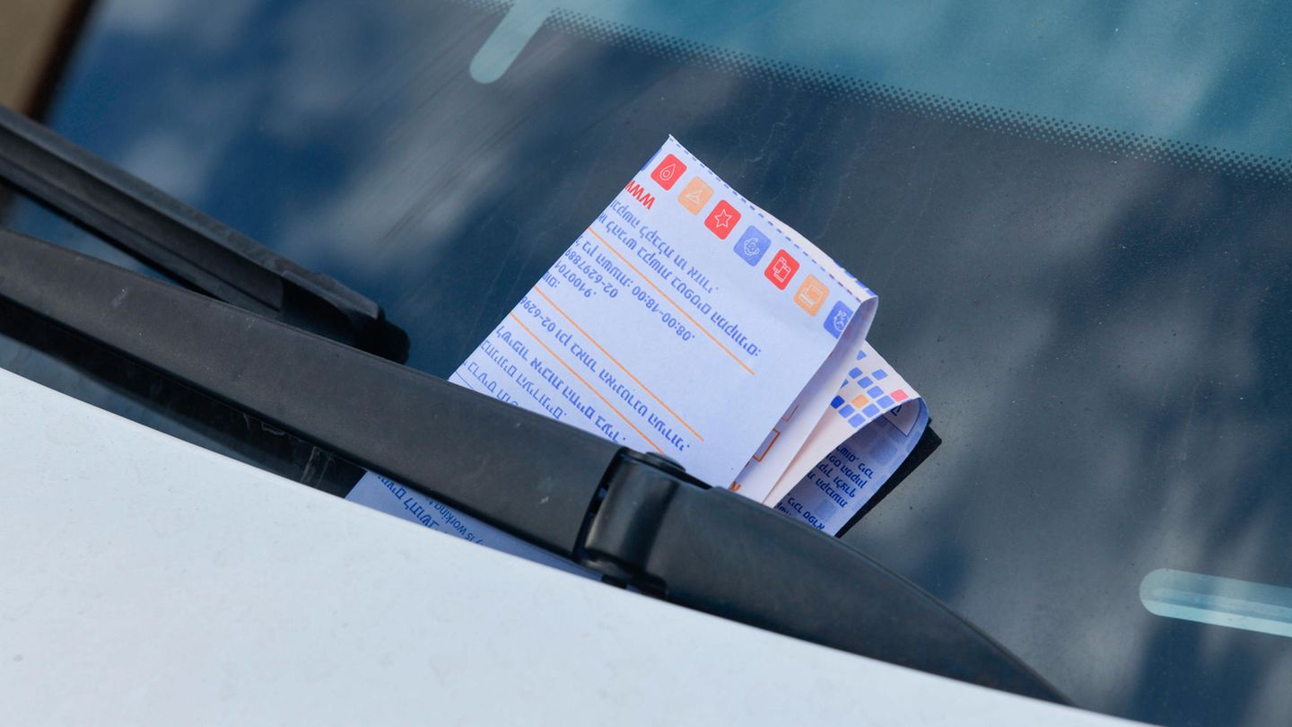 Bewohner der Stadt Germersheim bekommen zur Weihnachtszeit das Bußgeld fürs Falschparken erlassen