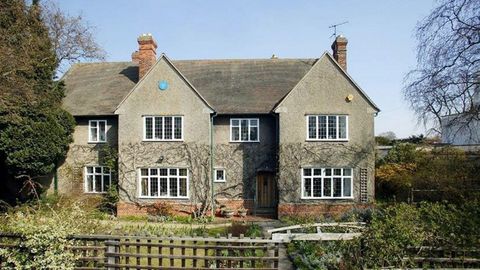 Außenaufnahme des Hauses der Familie Tolkien in der Northmoor Road in Oxford.