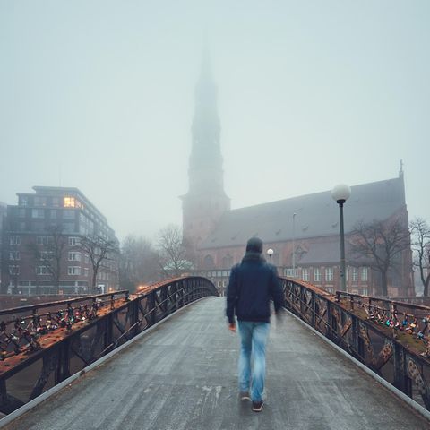 Dunkle Jahreszeit: Grauer Himmel, ständig müde, der Winter schlägt aufs Gemüt - so können Sie das ändern