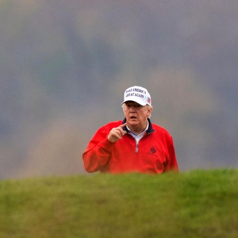 Mitten in Krisenzeiten: Corona, war da was? Warum Donald Trump lieber Golf spielt als die Pandemie zu bekämpfen