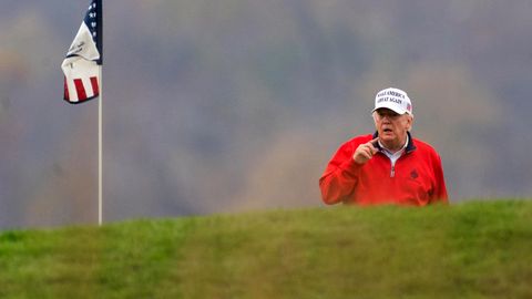 Mitten in Krisenzeiten: Corona, war da was? Warum Donald Trump lieber Golf spielt als die Pandemie zu bekämpfen