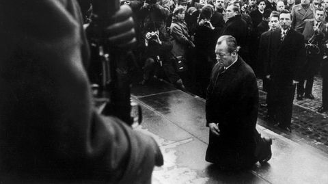Kniefall von Willy Brandt in Warschau im Jahr 1970