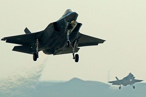 Israelische F-35-I-Kampfjets steigen auf
