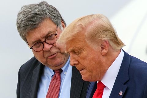 US-Justizminister William Barr (l.) und Präsident Donald Trump