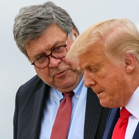 US-Justizminister William Barr (l.) und Präsident Donald Trump