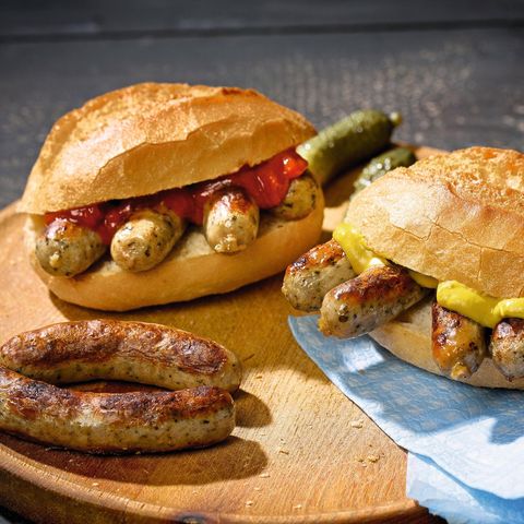 Rostbratwurst im Brötchen