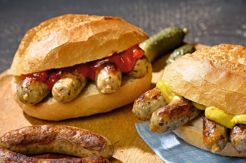 Rostbratwurst im Brötchen