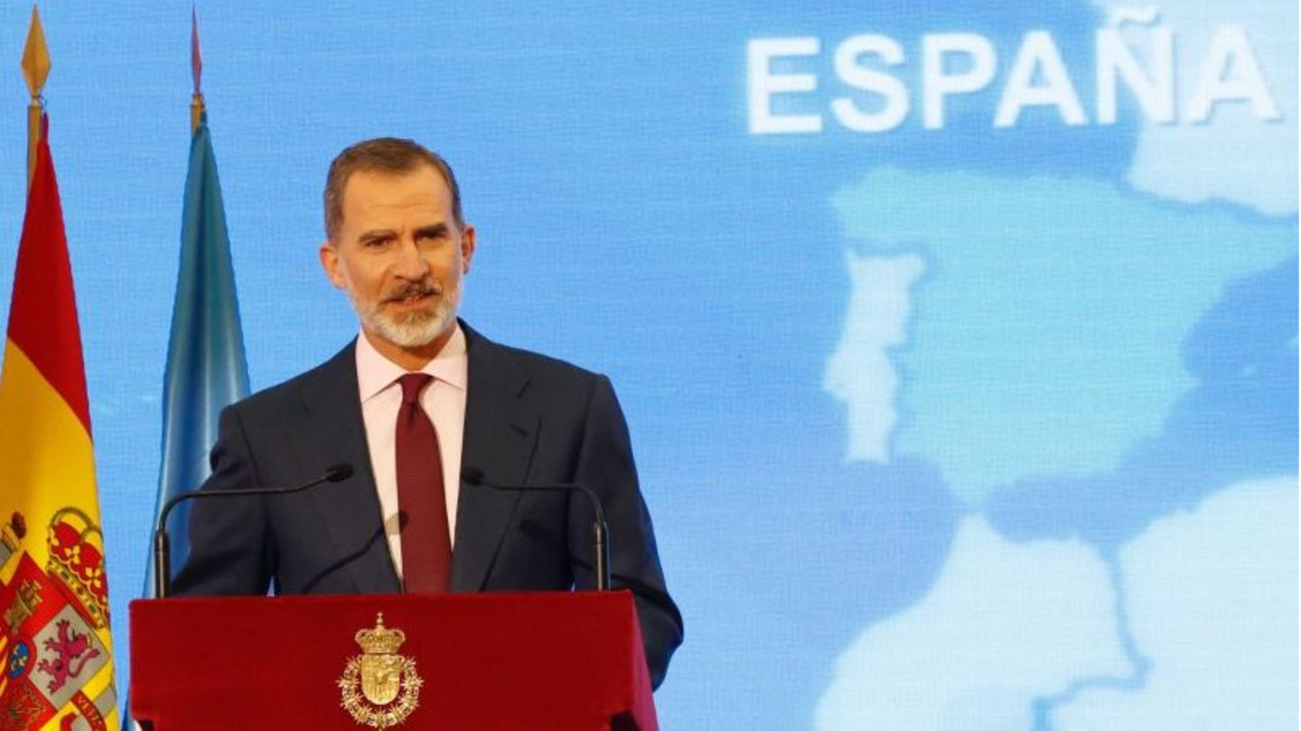 König Felipe VI. hat bislang keine Stellung zu den Brandreden der Ex-Offiziere bezogen – der Druck auf die Monarchie wächst.