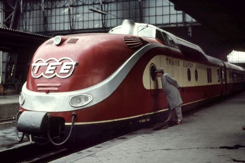 Der Triebkopf des legendären Trans-Europ-Express: Der TEE der Baureihe 601 war ab der späten 50er Jahre bis 1988 im Einsatz.