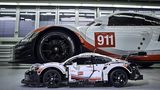 Porsche 911 RSR