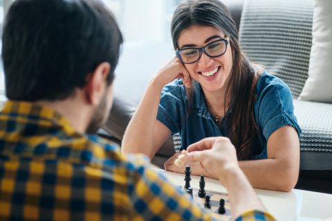 Diese Spiele können Sie einfach zu zweit spielen, ohne einen großen Spieleabend mit vielen Gästen zu veranstalten