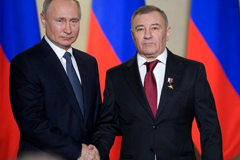 Russland-Sanktionen: Berliner Senat weiß nichts von EU-Sanktionen gegen reichen Putin-Freund