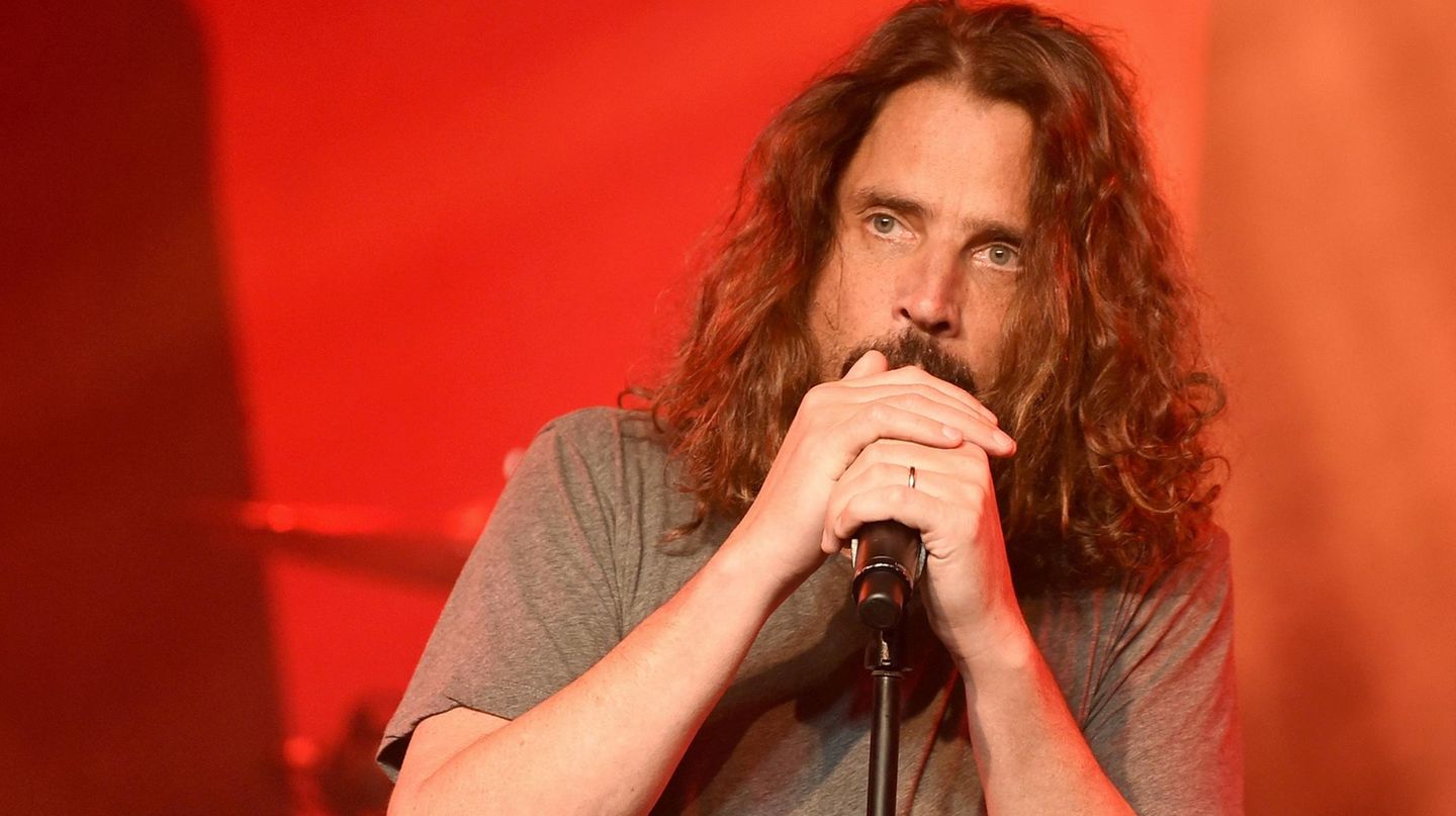 Chris Cornell Familie Veroffentlicht Neues Album Des Verstorbenen Musikers Stern De