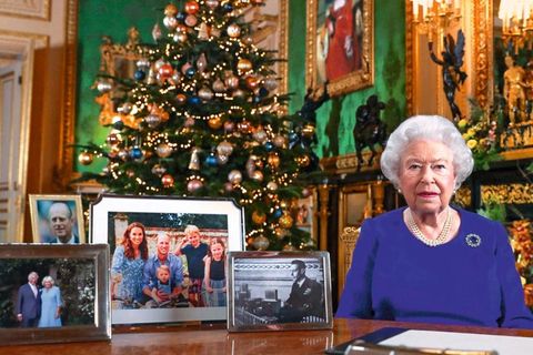 Weihnachtsansprache der Queen 2019: Harry, Meghan und Archie fehlen auf dem Schreibtisch