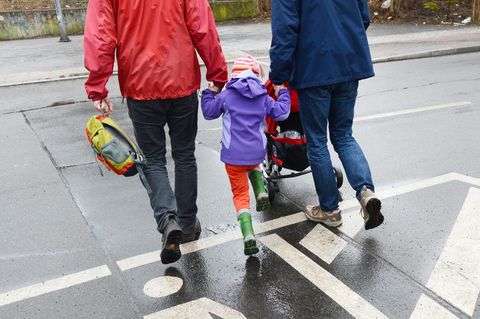 Ungarn verbietet Homosexuellen Adoption von Kindern.