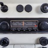 Jawollja, ein klassisches Radio. So muss es sein!