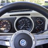 Tacho mittig und der wichtige Drehzahlmesser links