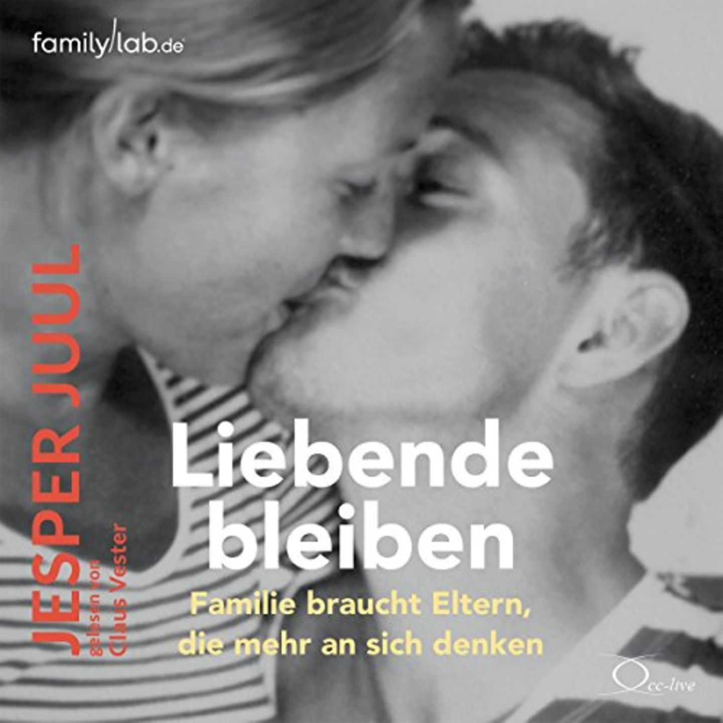 Tipps für Eltern : Liebende bleiben - Jesper Juul Das Kind ist da und man ist überglücklich über das neue Familienmitglied. Aber zu einem Kind gehört auch jede Menge Stress und Anstrengung. Und zwischen Windeln, Füttern und schreiendem Kind bleibt die Beziehung als Paar oft auf der Strecke. Denn Familientherapeut Jesper Juul sagt: Zweisamkeit ist die Basis des Glücks in der ganzen Familie. In "Liebende bleiben" erklärt der kürzlich verstorbene Familientherapeut, wie wir uns diese Zweisamkeit erhalten. Liebende bleiben - Jesper Juul Das Kind ist da und man ist überglücklich über das neue Familienmitglied. Aber zu einem Kind gehört auch jede Menge Stress und Anstrengung. Und zwischen Windeln, Füttern und schreiendem Kind bleibt die Beziehung als Paar oft auf der Strecke. Denn Familientherapeut Jesper Juul sagt: Zweisamkeit ist die Basis des Glücks in der ganzen Familie. In "Liebende bleiben" erklärt der kürzlich verstorbene Familientherapeut, wie wir uns diese Zweisamkeit erhalten.