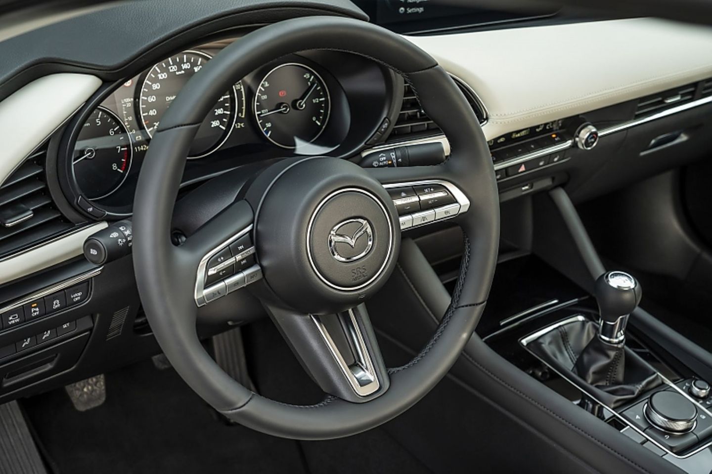 Mazda 3 Skyactiv X 2.0 M Hybrid