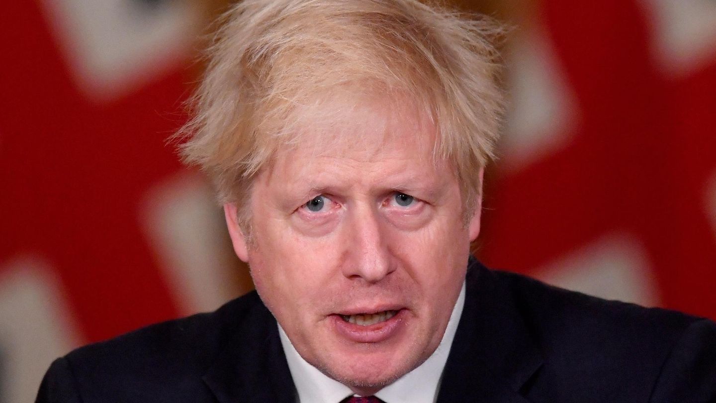 Die Corona-Pandemie hat Großbritannien schwer getroffen, nun verschärft sich die Lage weiter.
