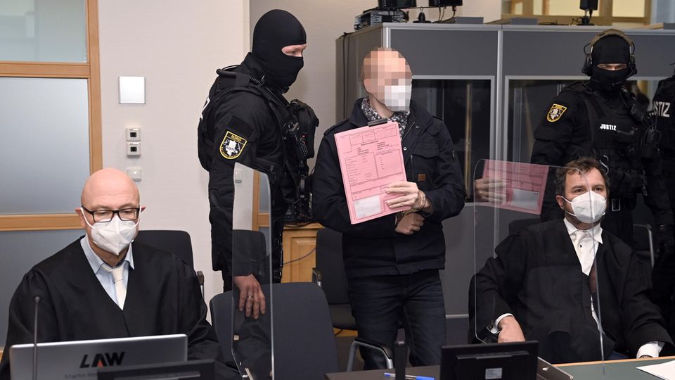 Lebenslang für Halle-Attentäter: Richterin: "Herr B., Sie sind ein Menschenfeind"