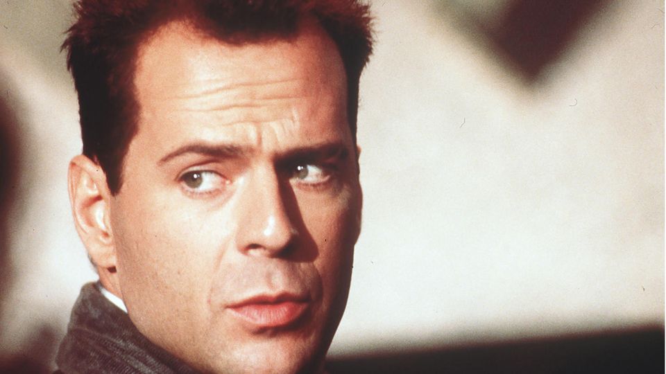 Noch jung, mit vollem Haupthaar: Bruce Willis 1991 in "Stirb Langsam" als Polizist John McClane