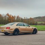 Nach 4,1 Sekunden erreicht der Bentley Flying Spur V8 Landstraßentempo