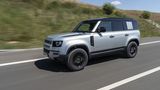 Der P400 Motor mit seinen 294 kW / 400 PS ist durchzugsstrak