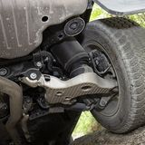 Das Fahrwerk ist auch für das Gelände geeignet