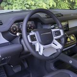 Vieles kann von Lenkrad aus bedient werden