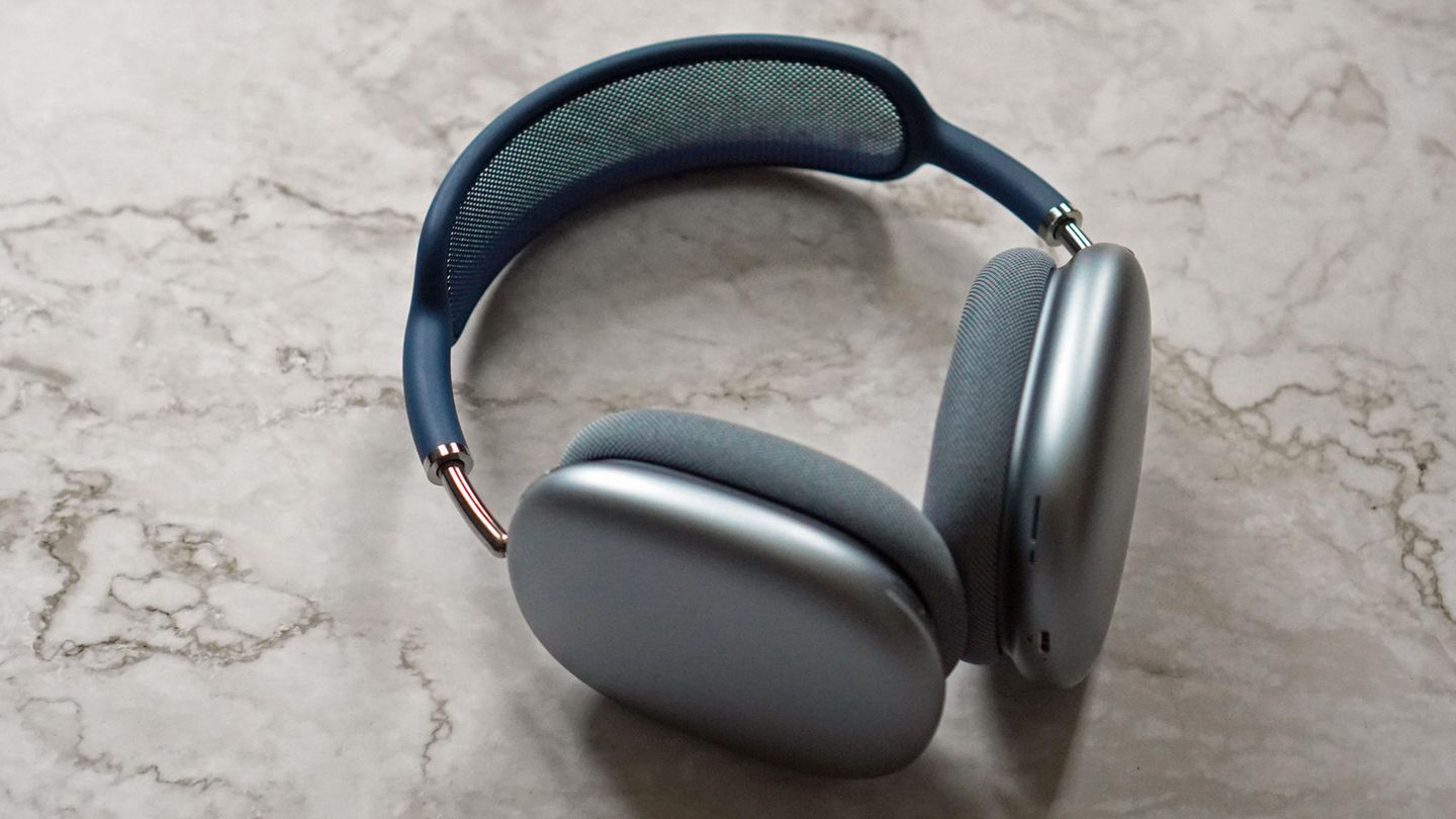 Das Design der AirPods Max ist auffällig und einzigartig