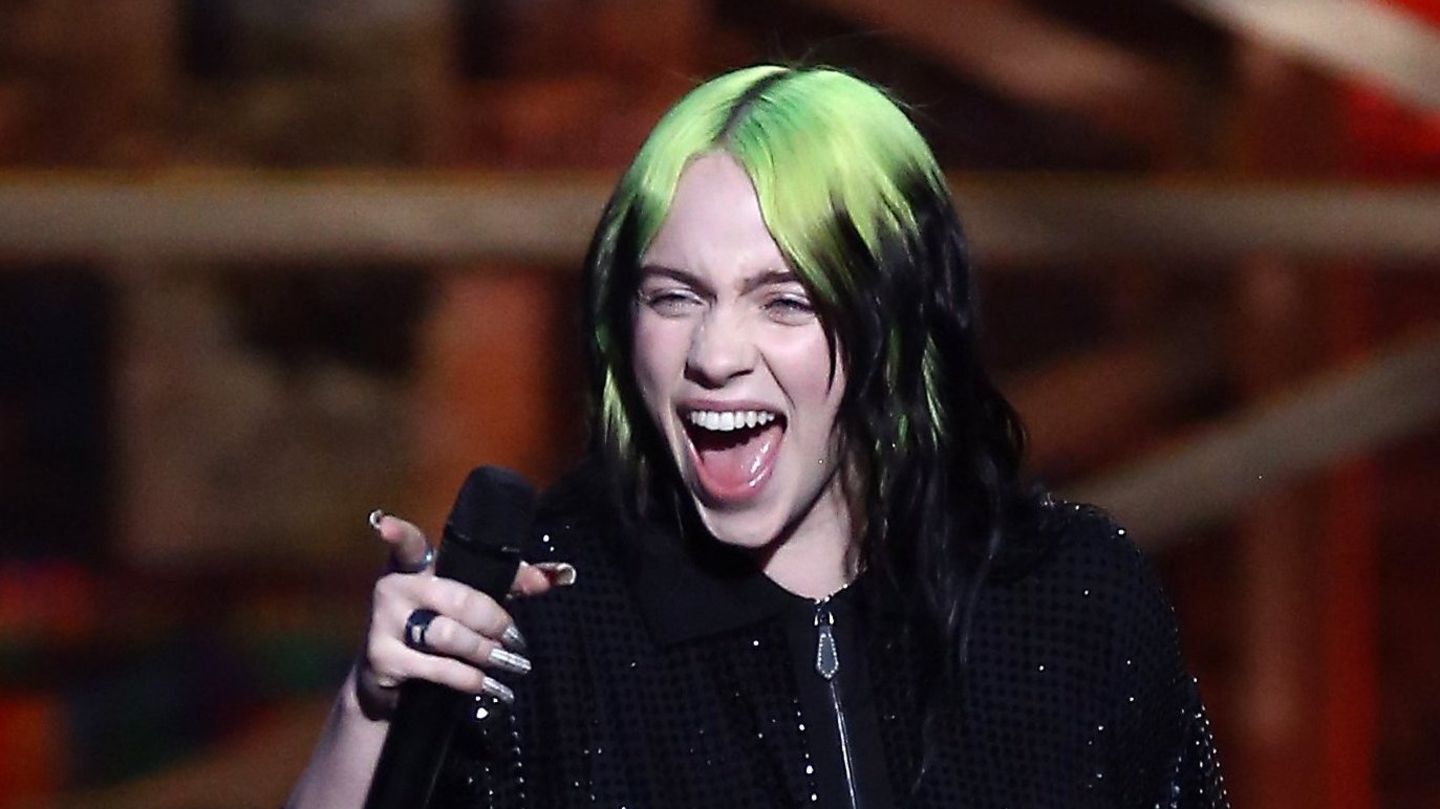 Musikerin Billie Eilish bei einem Konzert