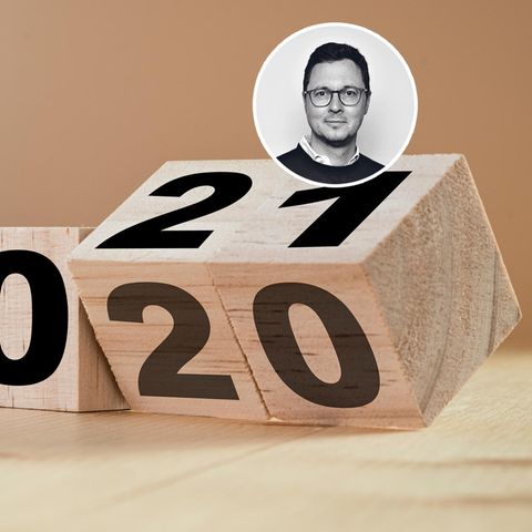 Würfel mit den Zahlen 2020/2021